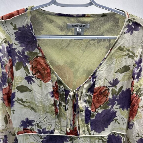Nine West Silk Y2K Floral V-Neck Flowy Blouse Top Size 10 Green Cream Fairycore - Picture 9 of 13